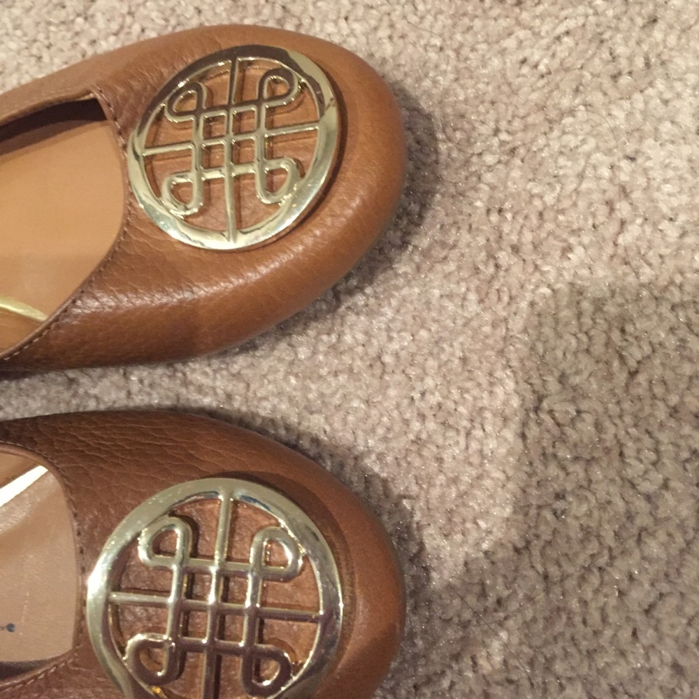Selling brown flats with gold design buckle - Picture 2 of 3